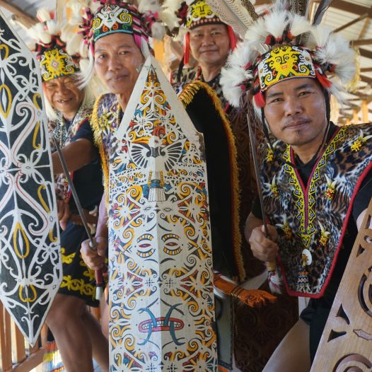 Kayan men in warrior costumes for the Do Ledoh harvest festival
